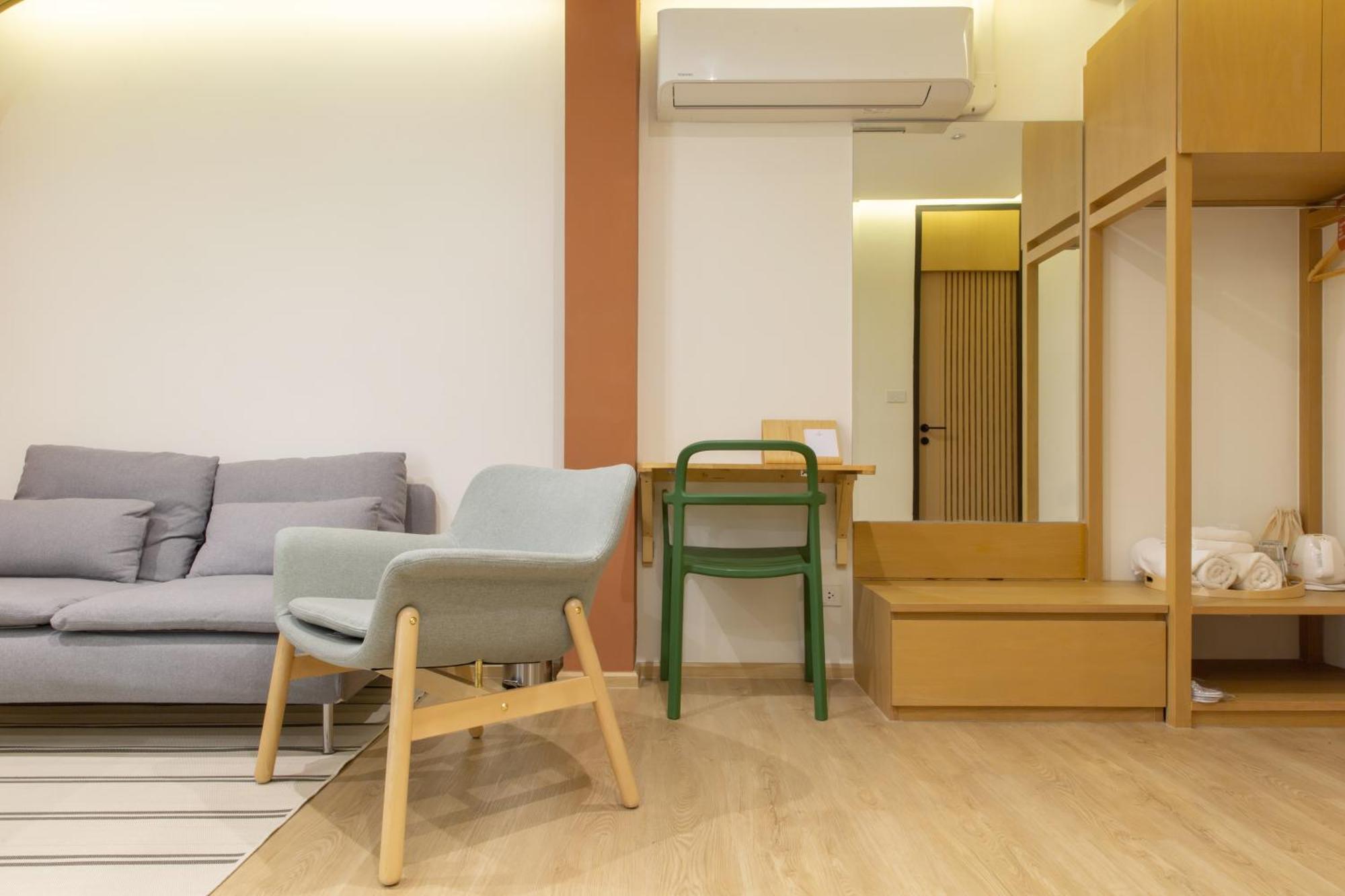 Double B Hostel Bangkok Buitenkant foto